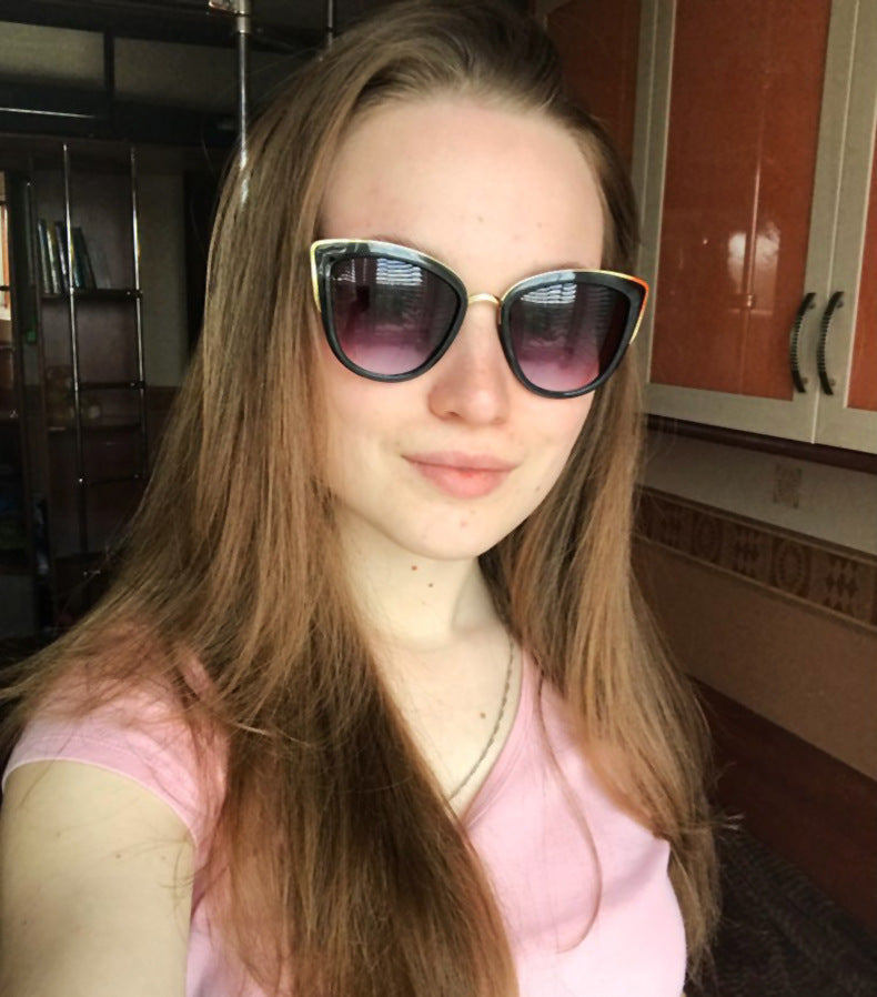 Ladies retro cat eye sunglasses