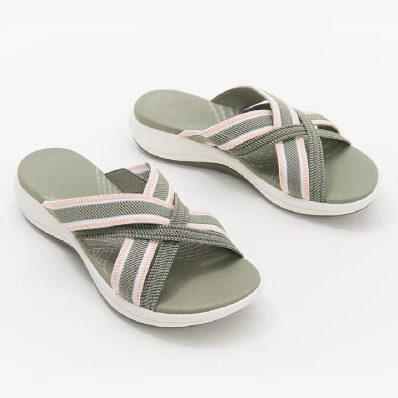 Large Size European And American Home Leisure Beach One-Line Women'S Slope Heel Slippers