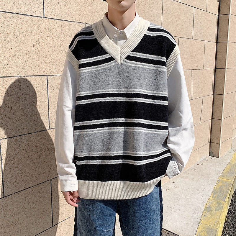 Men's Korean Loose Striped V-neck Sweater