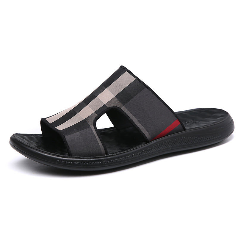 Men's Sandals Summer Soft-Soled Non-Slip Beach Shoes New Men's Shoes Casual Trend Outer Wear Sandals And Slippers Summer