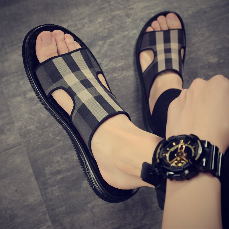 Men's Sandals Summer Soft-Soled Non-Slip Beach Shoes New Men's Shoes Casual Trend Outer Wear Sandals And Slippers Summer