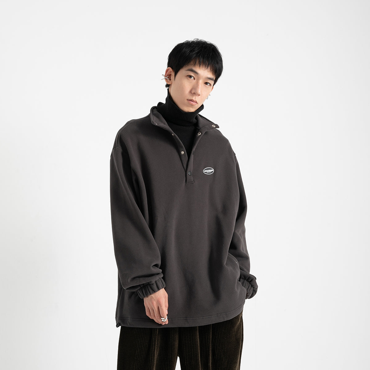 Loose and Thick Casual Retro Stand Collar Plus Velvet Pullover Sweater