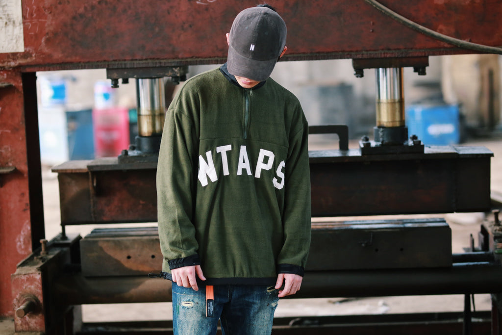 Thick loose short fleece sweater