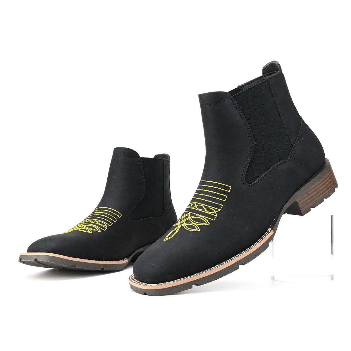 Embroidered Slip-on Chelsea Boots Men's Martin Boots