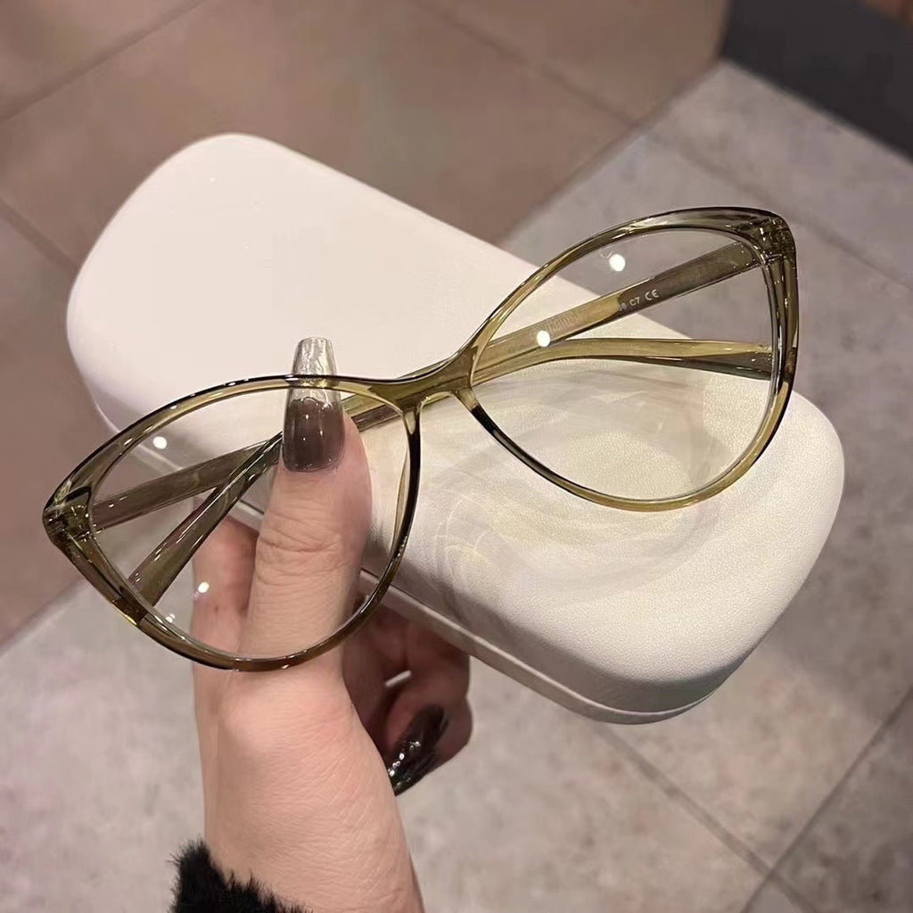 Retro Sunglasses Fashion And Ultra Light UV Protection Sunglasses