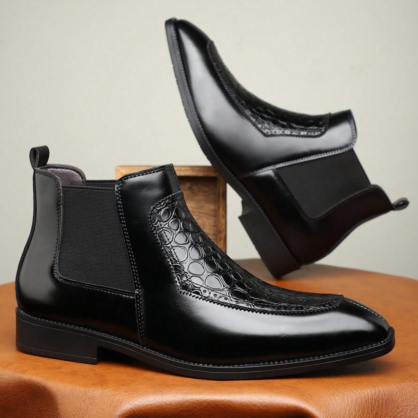 Business Casual Mid-top Retro Men's Pointed Versatile Martin Boots