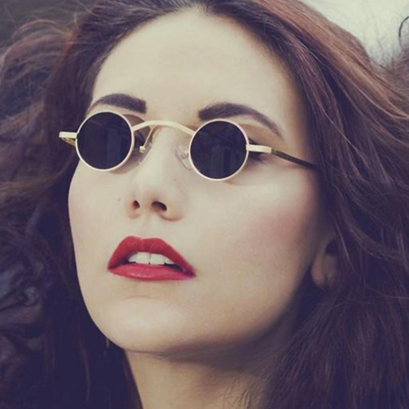 Small frame polarizing sunglasses