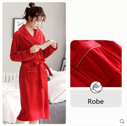 Autumn and winter flannel couple nightgown