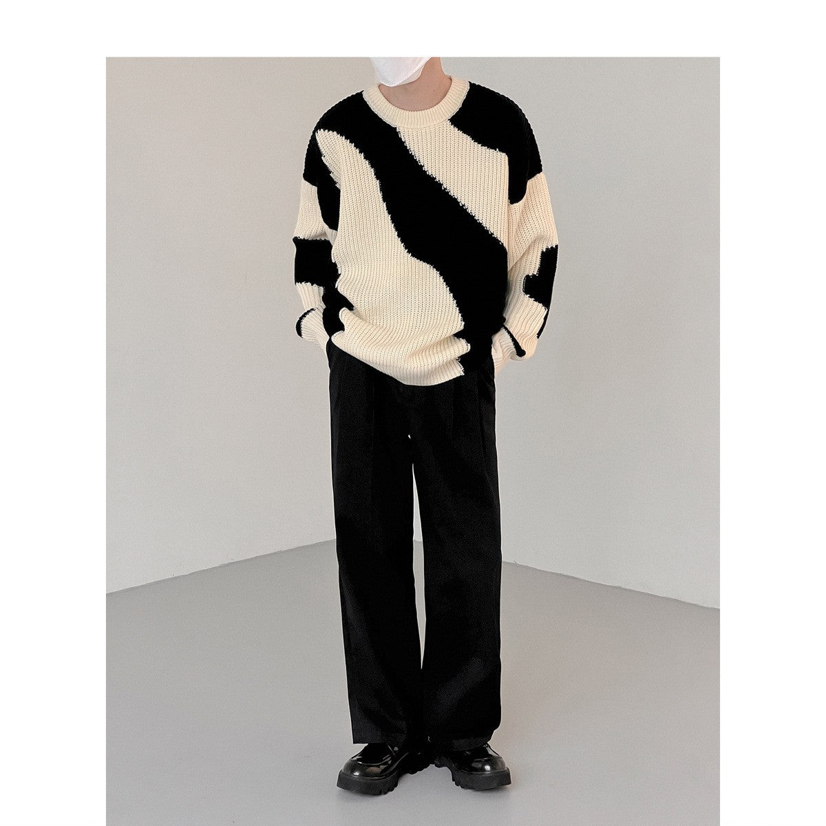 Cow Bump Color Pullover Sweater