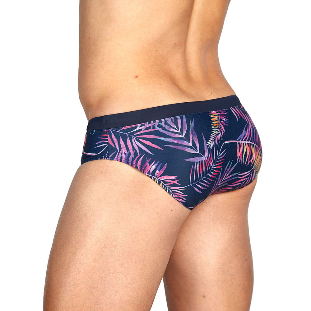 Three-dimensional Fashion Beach Swimming Trunks With Color Leaf Print And Cup