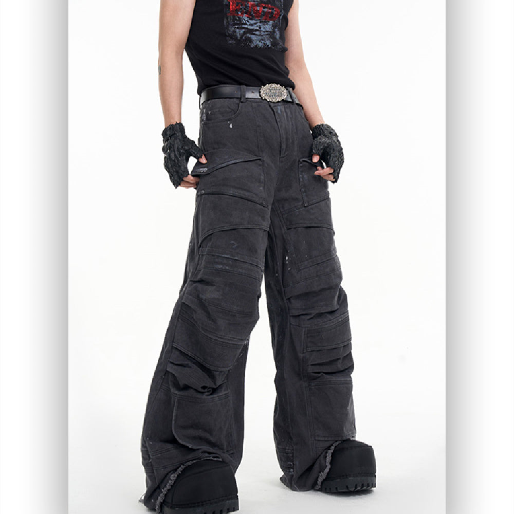 Heavy Industry Washed And Worn Pleated Jeans