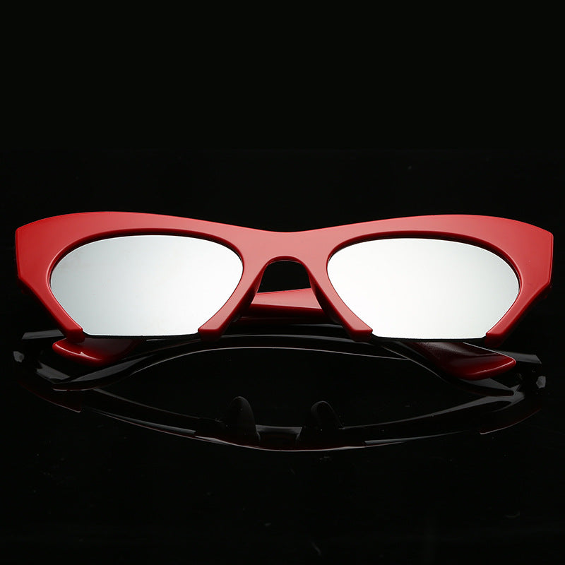 Cat-eye trim sunglasses