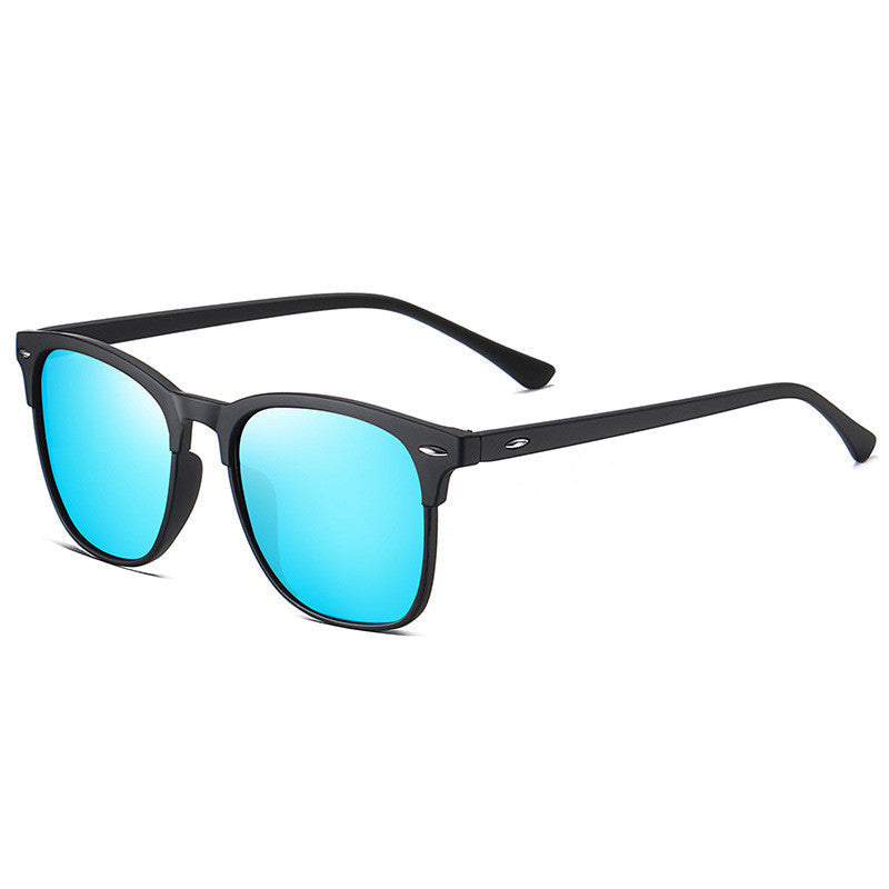 Polarized sunglasses for outdoor driving