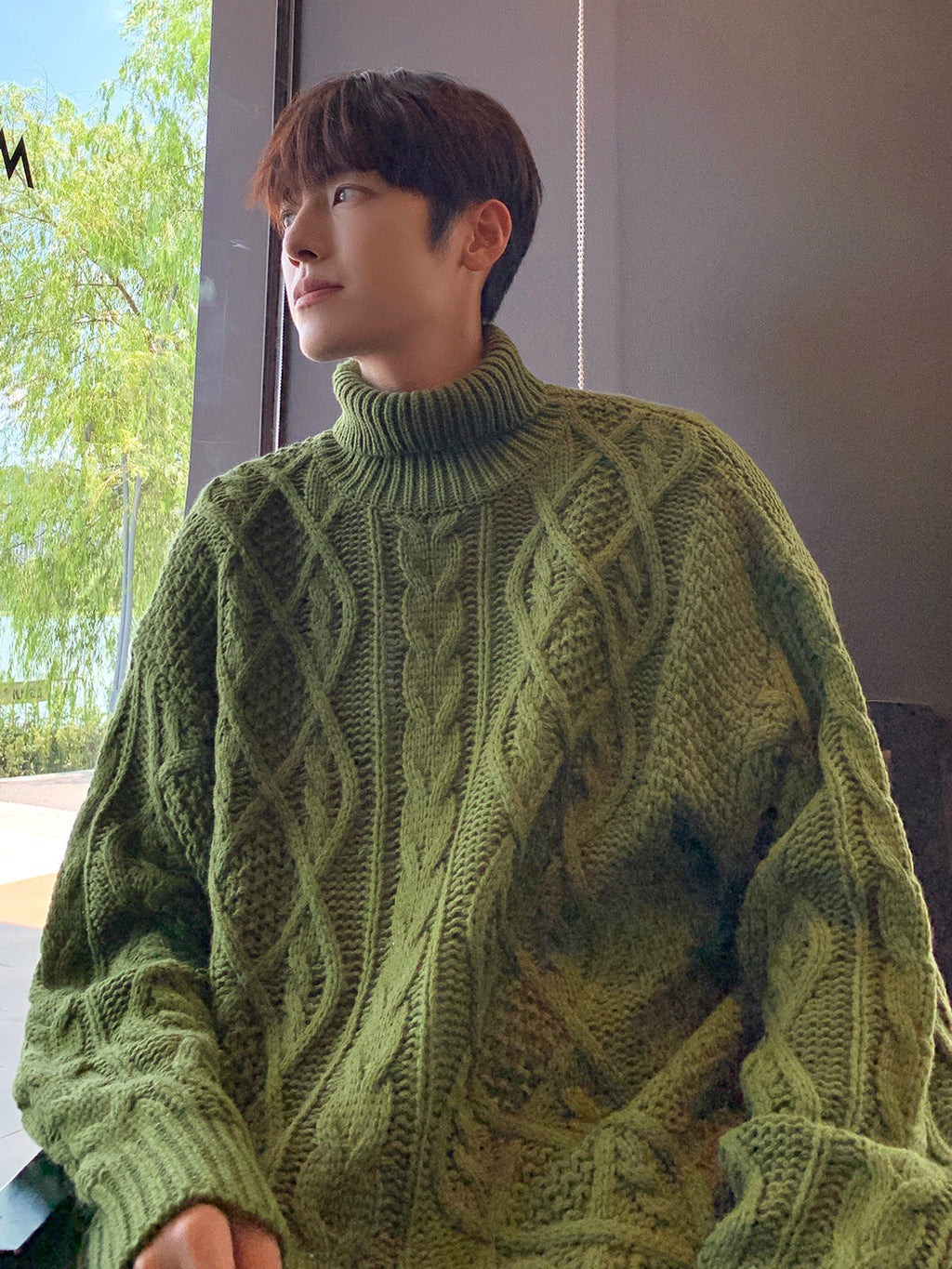 Japanese-style Retro Green Jacquard Turtleneck Sweater
