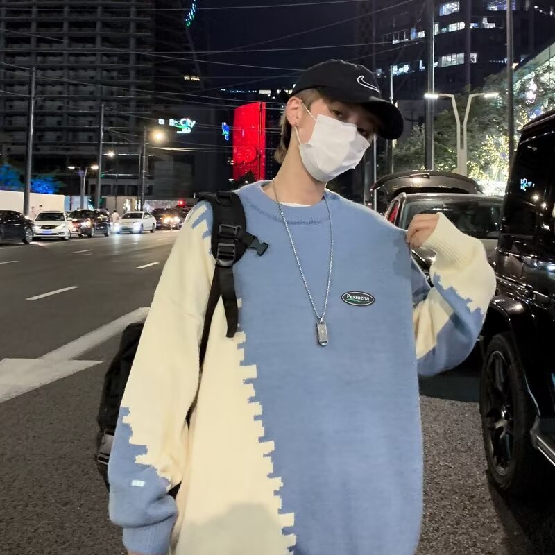 Round Neck Loose Chic Contrasting Design Sweater For Men