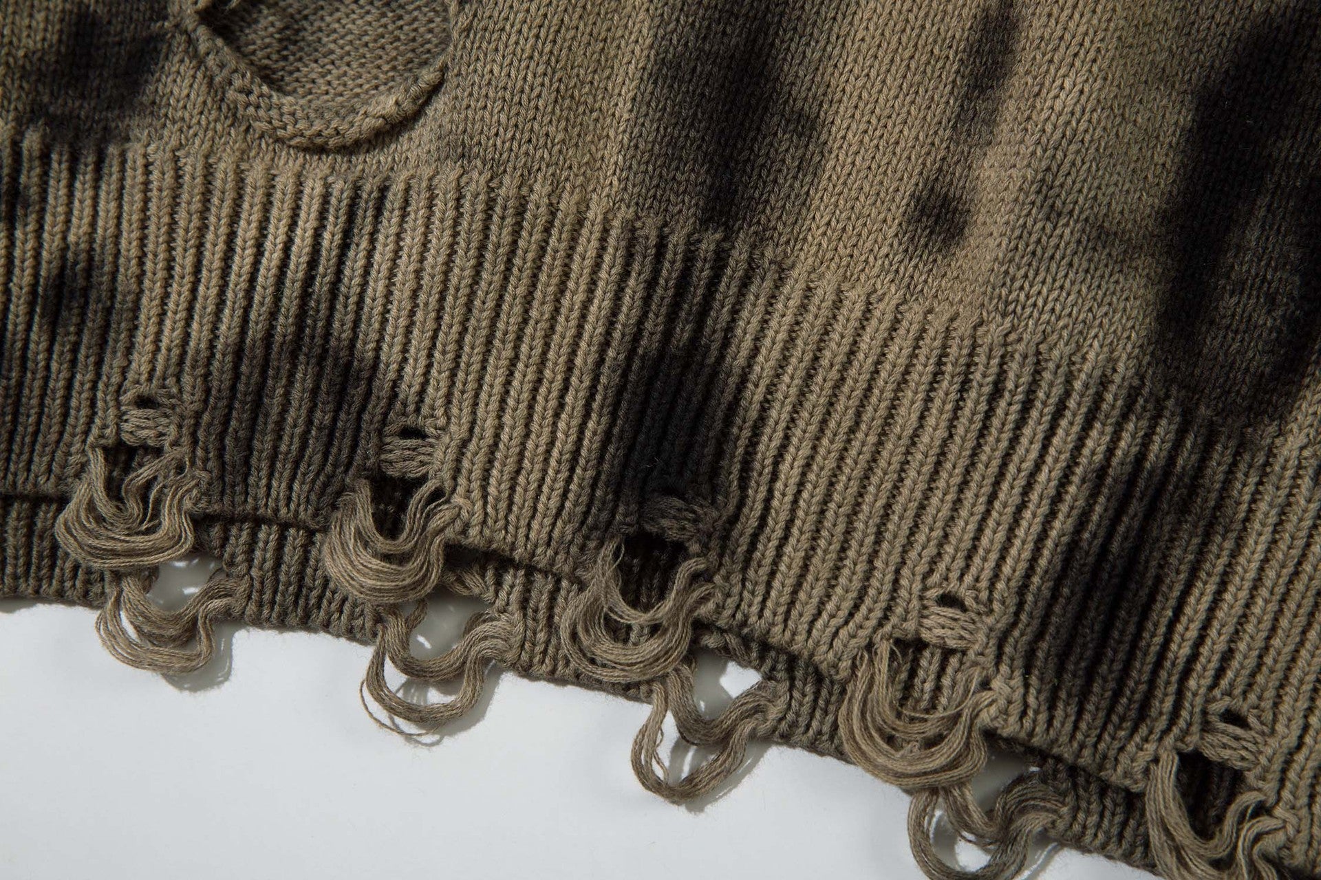 High Street American Beggar Style Tie-dyed Make Old Ripped Round Neck Sweater