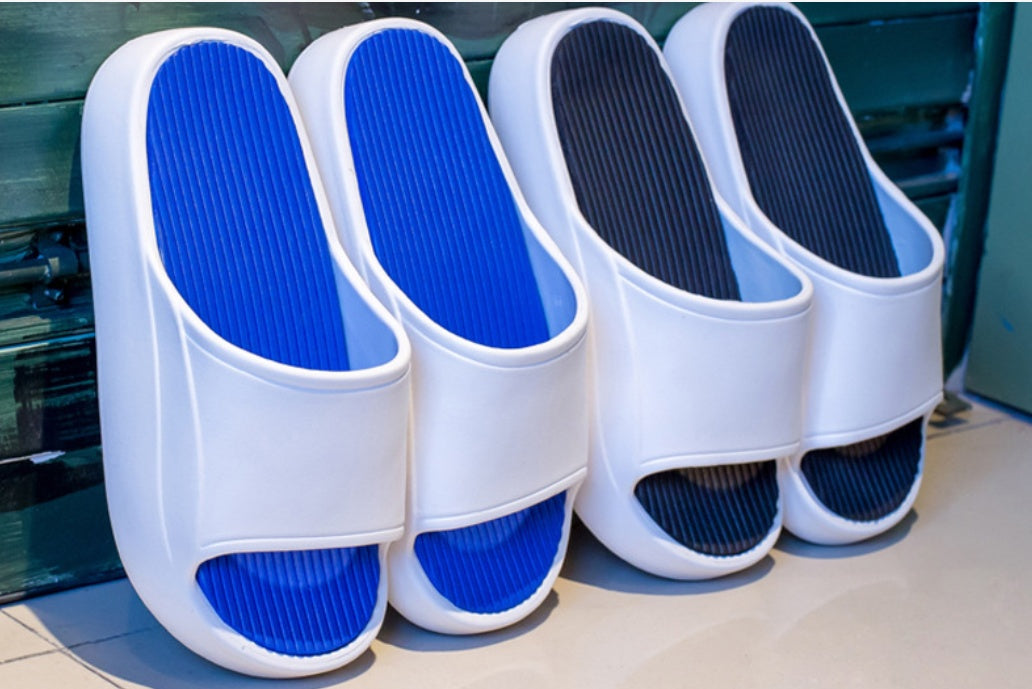 Anti-slip Thick Bottom Feces Feeling Couple Slippers