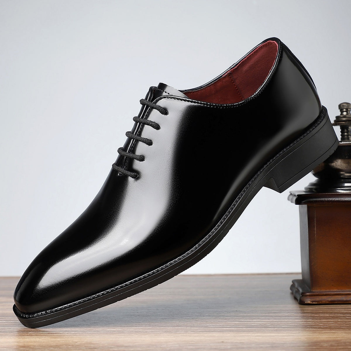 British Style Fashion Business Glossy Pointed Toe Comfortable All-matching Men's Shoes