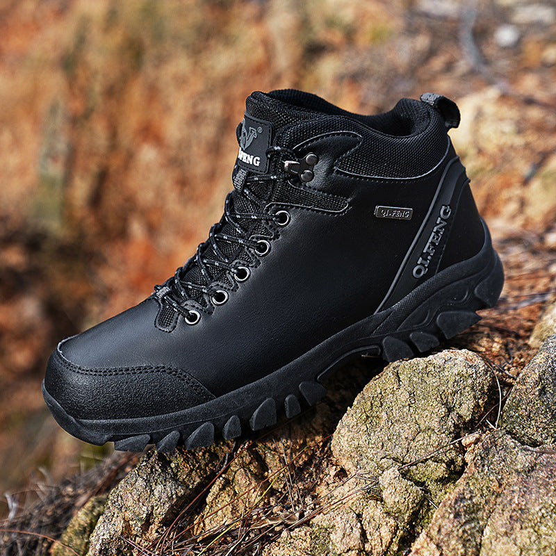 Outdoor Fashion Personality Men Travel Shoes