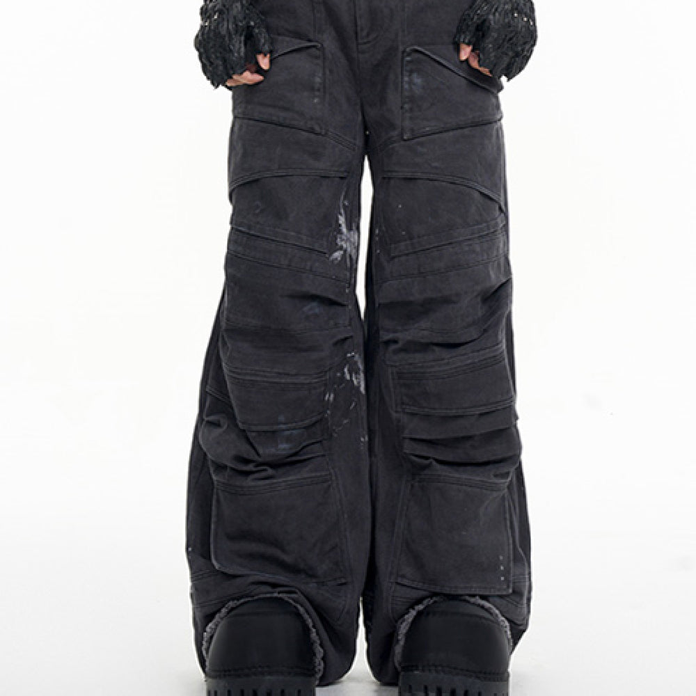 Heavy Industry Washed And Worn Pleated Jeans