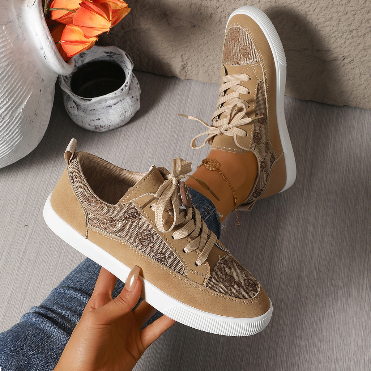 Fashion Women's Breathable Casual Sneaker