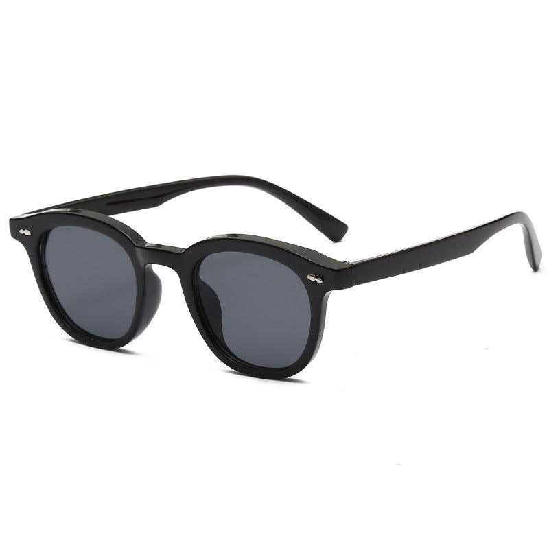 Retro Beige Nail Fashion Sunglasses
