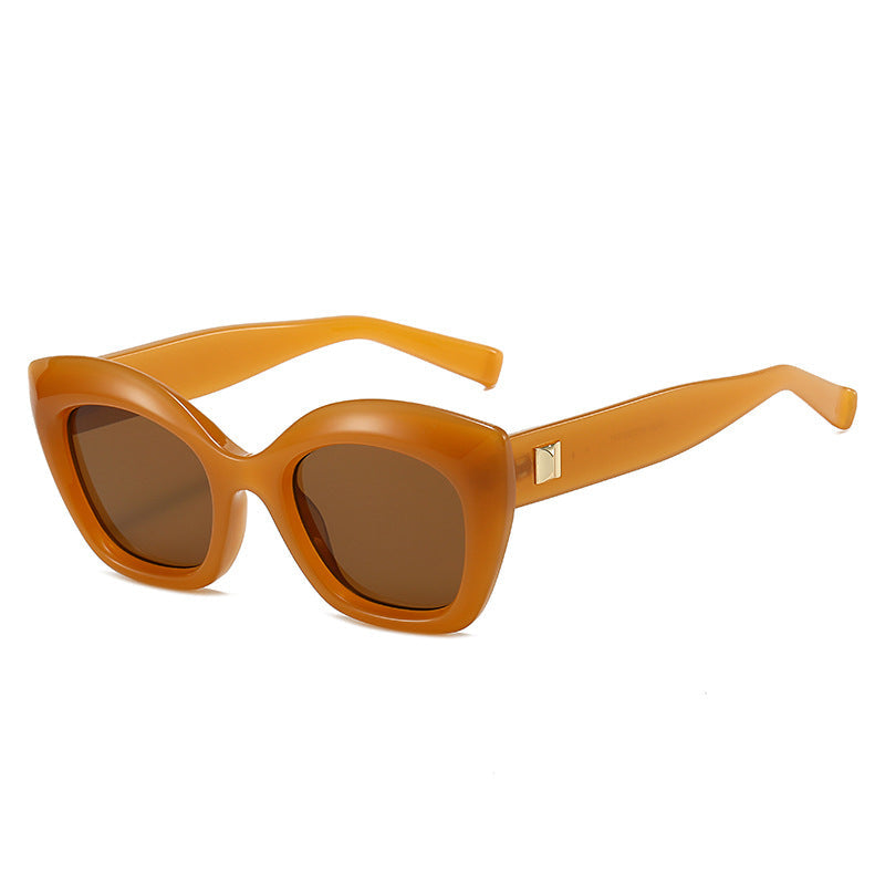 Stylish And Minimalist Sunglasses